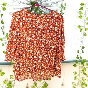 Glamorous floral top